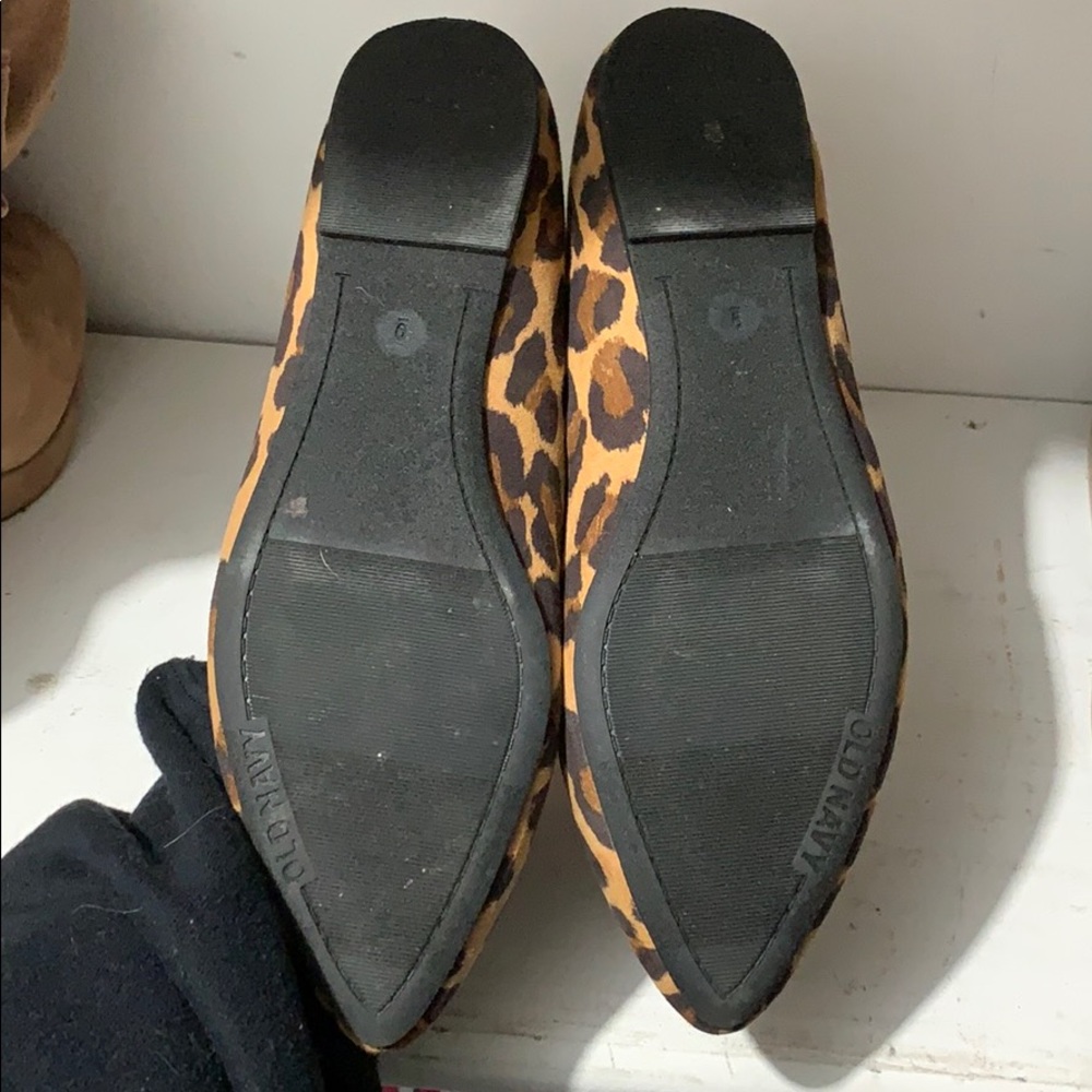 Flats - Picture 2 of 3